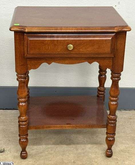 Single Drawer Side Table - 20" x 16" x 26" image