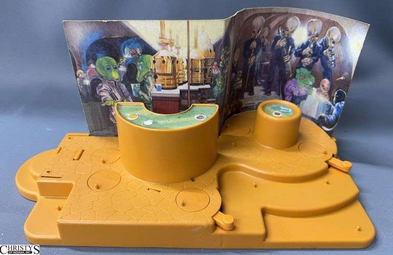 1979 Star Wars Kenner G.M.F.G.I. Cantina Adventure Playset Toy No.39120 image