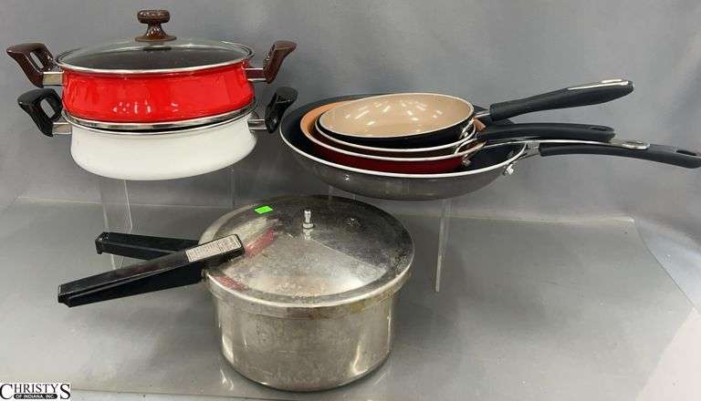 Presto Pressure Cooker, Sanko Ware Pots, 4 Skillets - 12.5" of largest skillet image