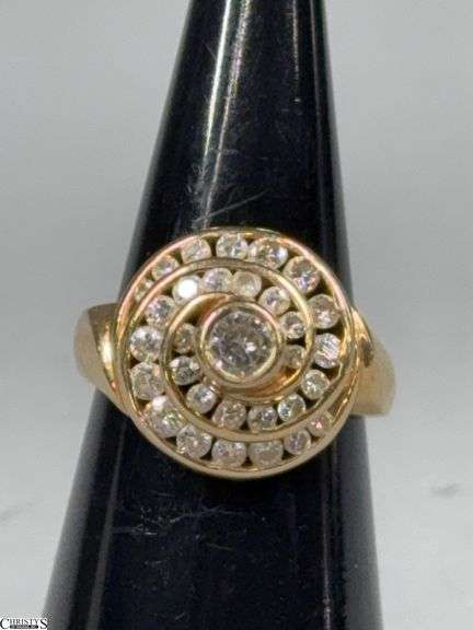 Ladies 14KT Yellow Gold Ring with 1 Approx. .15/100 RB Diamond and 30 Approx. .02/100 RB Diamonds image