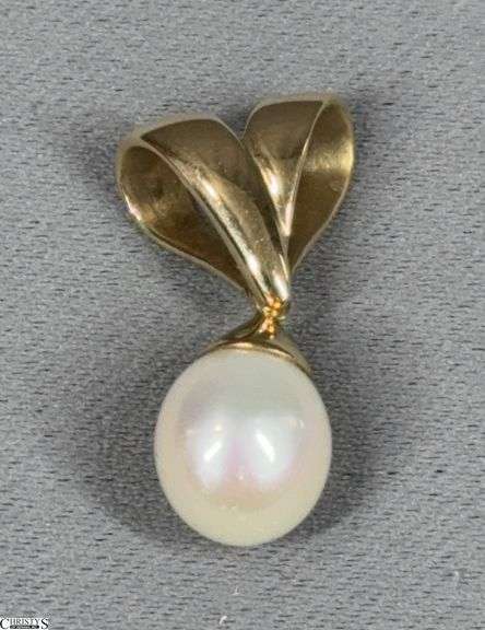 14KT Yellow Gold Pendant with 9.5mm Baroque Pearl image
