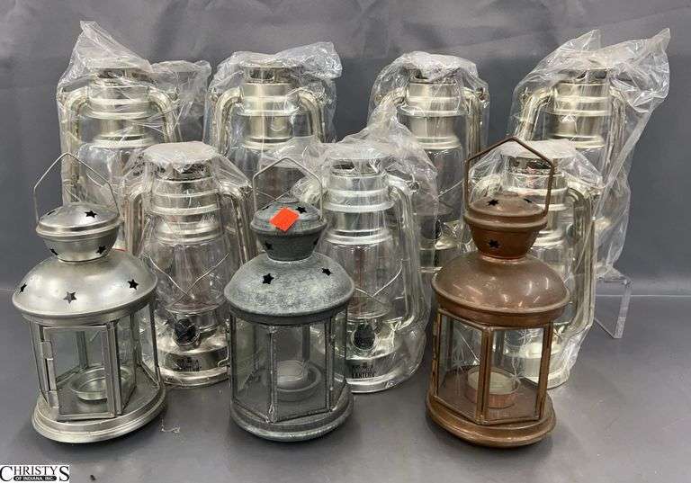10 Lanterns, Battery Operated and Candle - 10" of tallest image