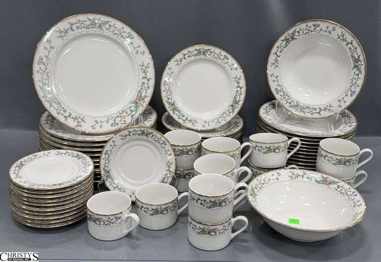 Farberware Fine China Wellesley 486 Set of China.  Includes 14 Coffee Mugs, 11 Saucers, 11 10 1/2" Dinner Plates, 11 8" Salad Plates, 11 9" Soup Bowls and 1 9" Serving Bowl image