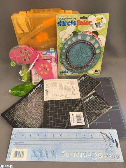 Crop A Dile Big Bite Tool In Case, Cutting mats, Circle Ruler, Continuous Adhesive Glue Gun and Refill image