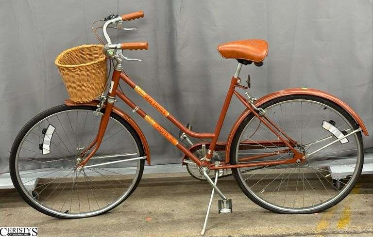 Sea Trails Huffy 3 Bicycle - 25" D of tire image