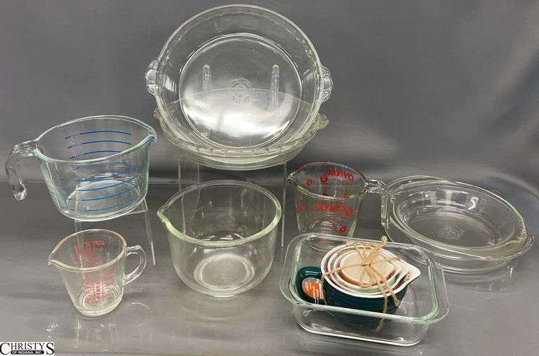 Pyrex Glass Measuring Cups, Pie Plates, Ceramic Measuring Cups, Misc - 11" D of largest image