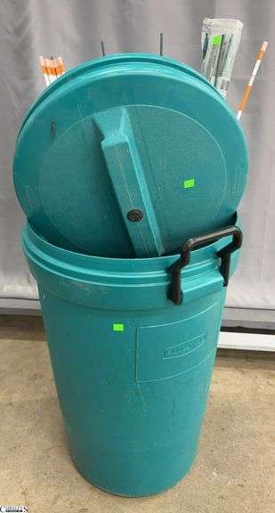 Rubbermaid Trash Can, Driveway Markers, Saw, Door Mat - 33" T of trash can image