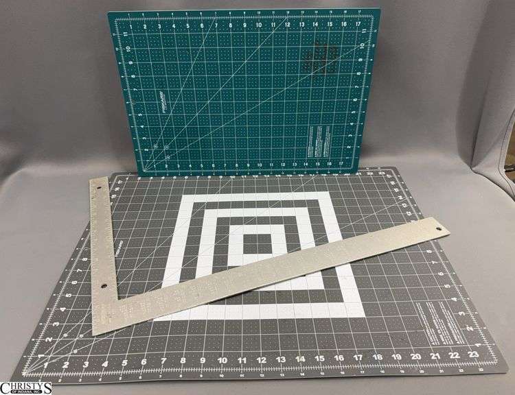 3pcs Fiskars Crafting Mats and Johnsons Square, Largest Mat 23" image