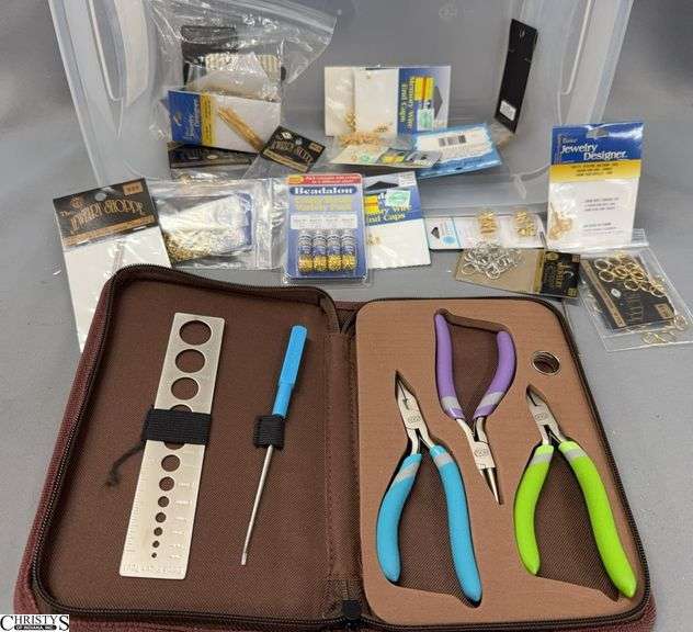Jewelry Making Kit in Case, Ear Chains, Round Jump Rings, Crimp Beads, Head Pins, Memory Wire End Caps image