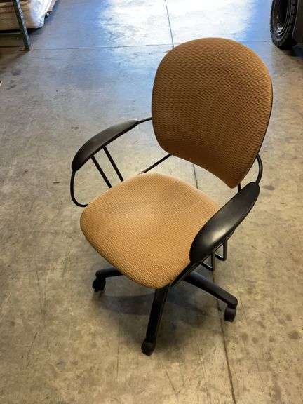 Steelcase Uno Ergonomic Office Chair