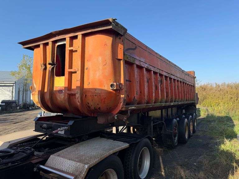 1976 Fruehauf Trailer