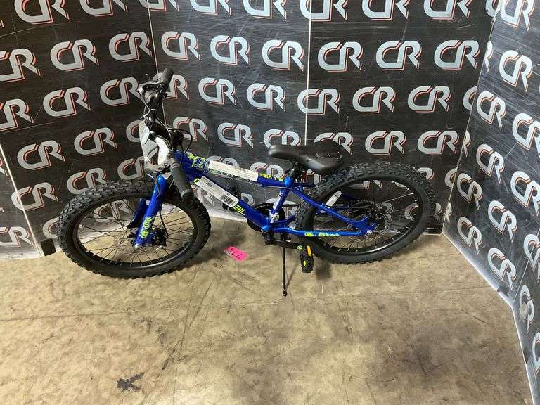 Ozark Trail Boys Mountain Bike