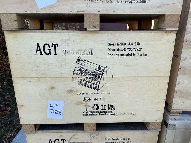 2025 AGT M-BKM Mini Skid Steer Bucket Mixer image