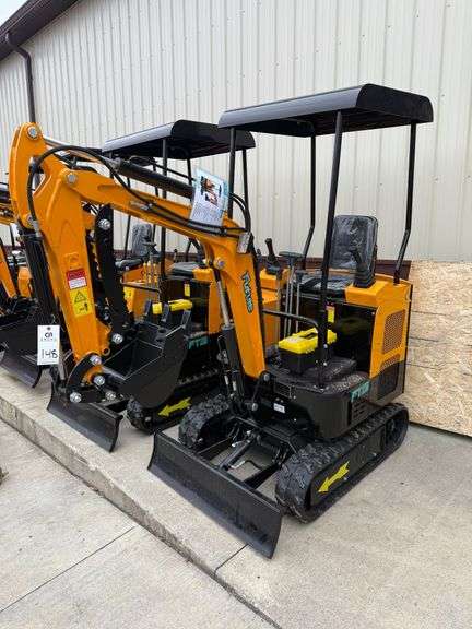 2025 Future 15 Mini Excavator image