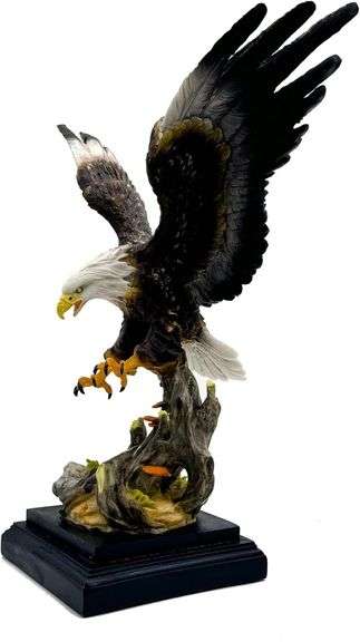 17 Inch Eagle Resin Statue for Home Decor image