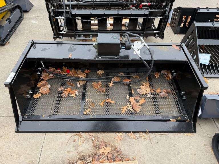 2025 Future VB59 Skid Steer Vibrating Bucket 59" image