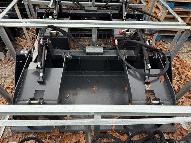 2025 Land Honor SGB-11-72W Skid Steer Grapple Bucket 72" image