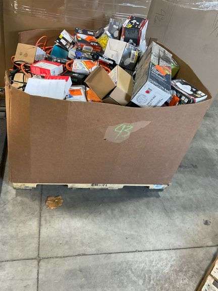 Pallet of Home Depot Items image
