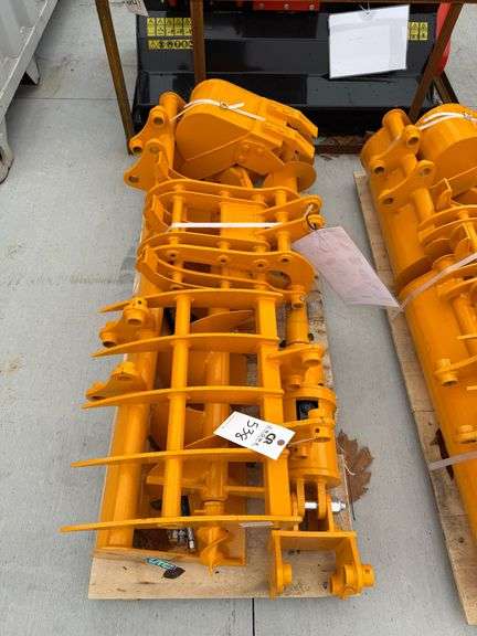 2025 Future CAT301 Excavator Attachment Set image