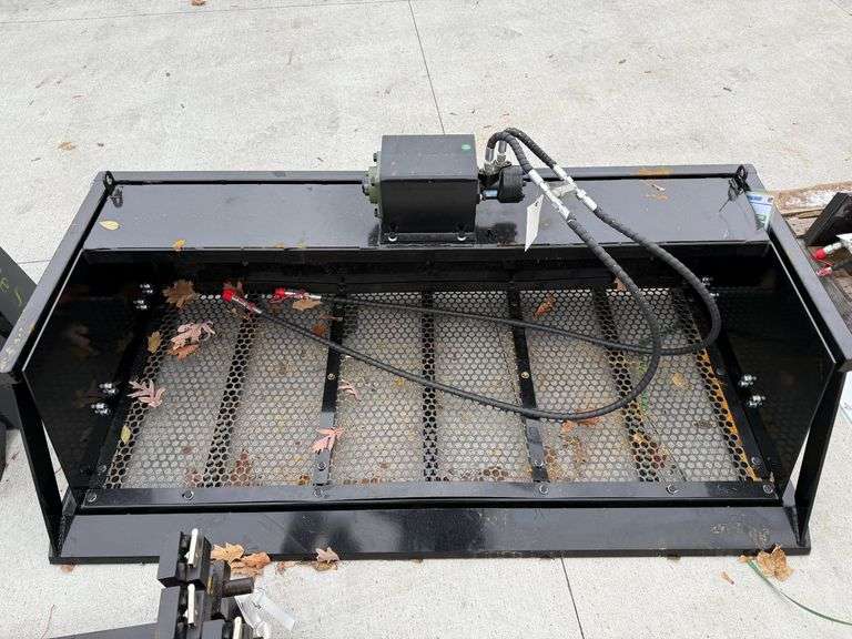 2025 Future VB59 Skid Steer Vibrating Bucket 59" image