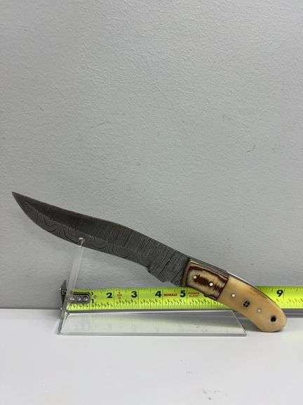 Hand Made Damascus Steel Knife with Custom Handle