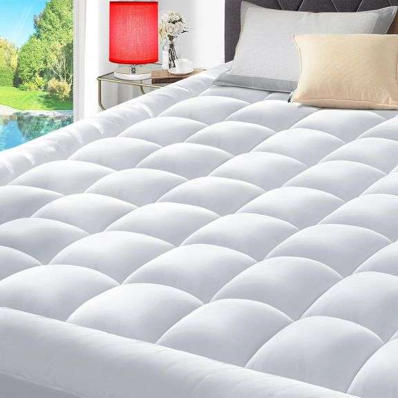 ELEMUSE Queen Mattress Pad   Plush Topper image