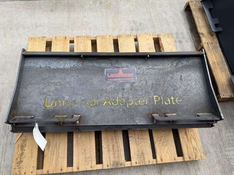 2025 Land Honor Skid Steer Universal Adapter Plate image