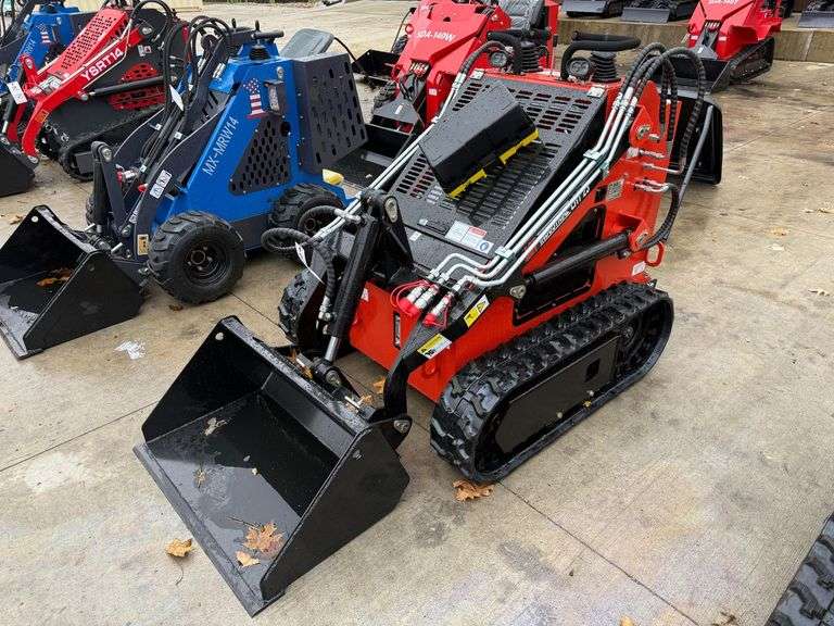 2025 AGT LRT23 Mini Skid Steer image