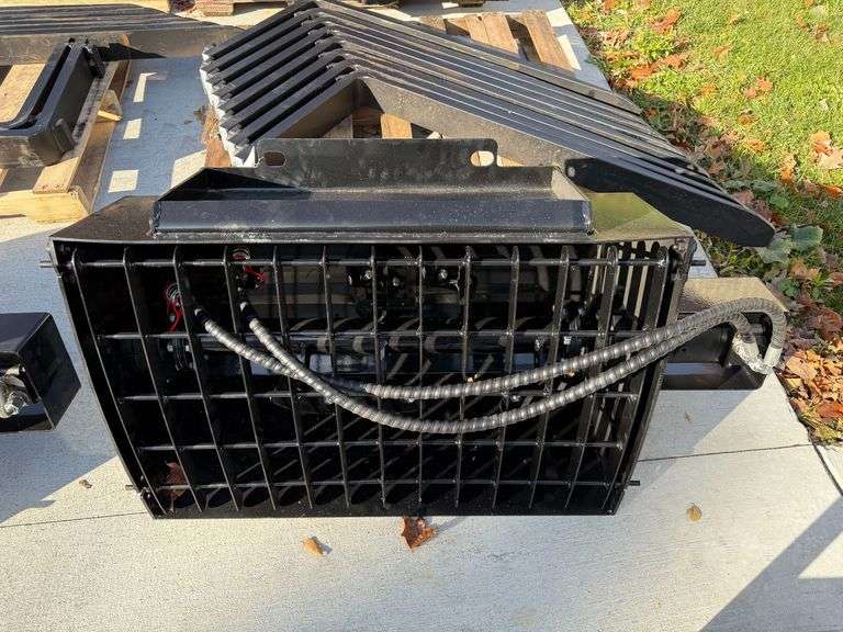 2025 IRanch IRLMB Mini Skid Steer Mixing Bucket image