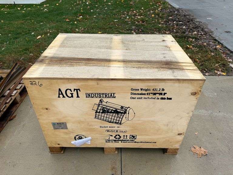 2025 AGT M-BKM Mini Skid Steer Bucket Mixer image