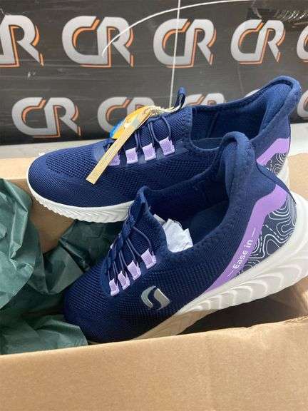 STQ Shoes Size 8 image