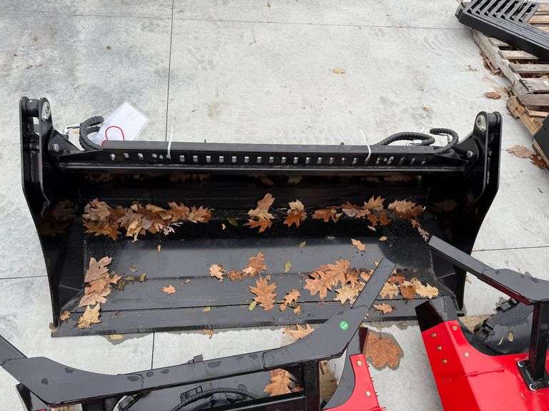 2025 Future KH72 Skid Steer 4in1 Bucket 72" image