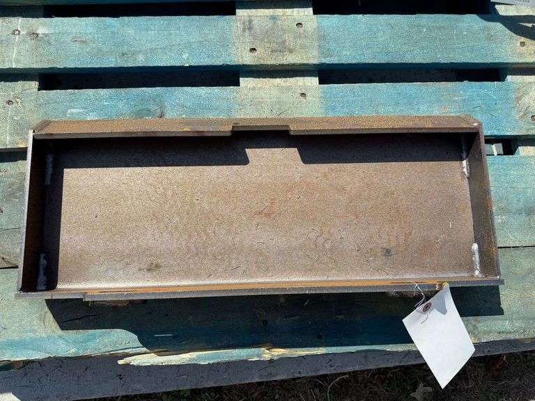 2025 Future Mini Skid Steer Universal Adapter Plate image