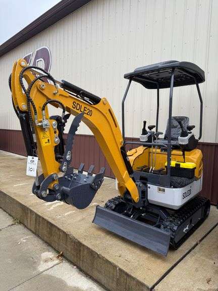 2025 SDLANCH SDLE20 Diesel Mini Excavator image