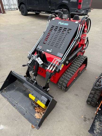 2025 Future 360T Mini Skid Steer image