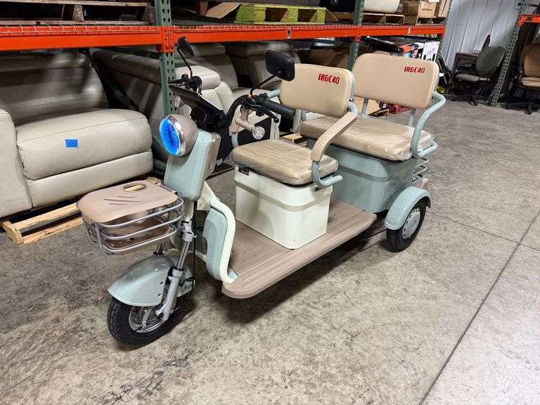 2025 IRGC40 Electric Tricycle image