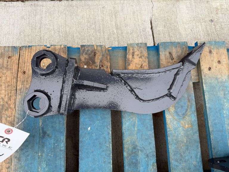 2025 Wolverine R-31-G1.5T Mini Excavator Ripper Tooth image