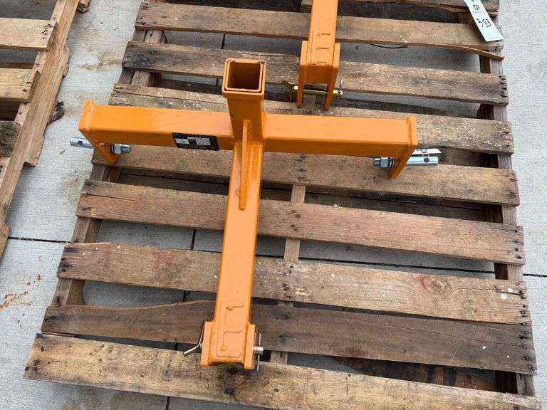 2025 Wolverine QC3-26-14G 3pt. Hitch Receiver image