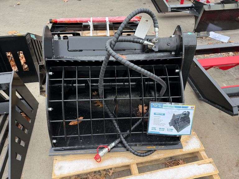 2025 Future JBD Mini Skid Steer Mixing Bucket 32" image