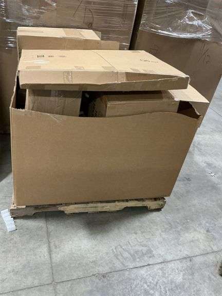 Pallet of Amazon Items image