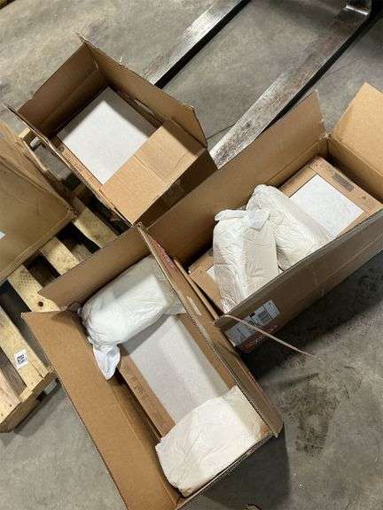 Tile (3 Boxes) image