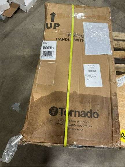 Tornado 94232 Wet/Dry Vacuum, 114 CFM, 1-5/8 HP image