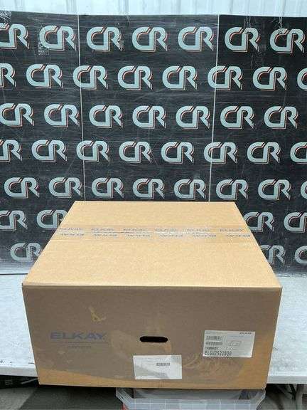 Elkay Quartz Classic Undermount Sink 26.8x29.8 image