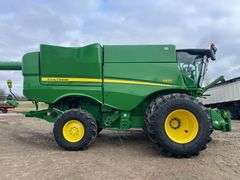 2014 John Deere S670 STS Combine