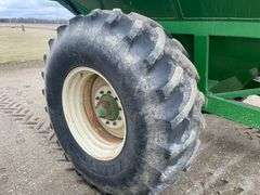 Parker 624 Grain Cart