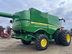 2014 John Deere S670 STS Combine
