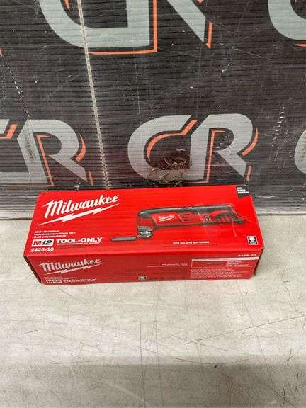 Milwaukee M12 12V Li-Ion Cordless Multi-Tool