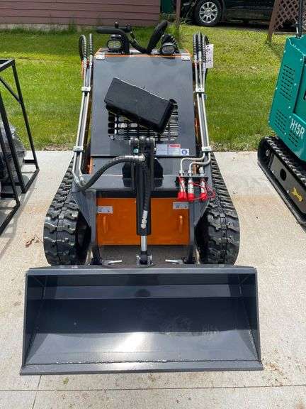 2025 Land Hero LDH-T460XX Mini Skid Steer