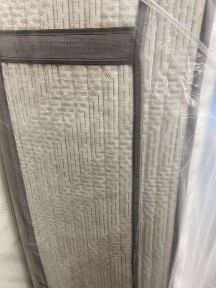 Scott Living Hybrid Elite King Euro Top Mattress