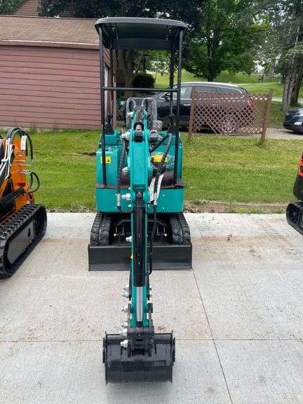 2025 CFG H15R Mini Excavator